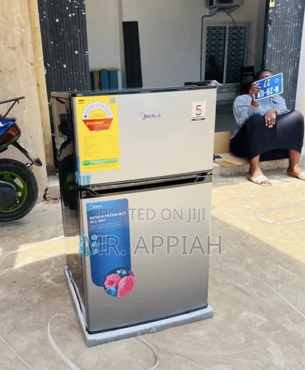 Get Affordable Midea 87liters Top Mount Freezer Fridge(Gray) · Photo 1