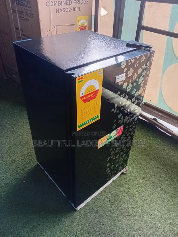 Compact Refrigerator for Small Spaces · Photo 1