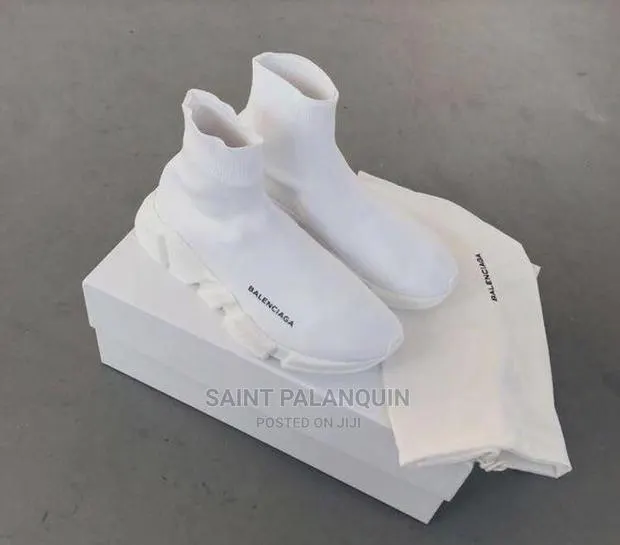 White Balenciaga · Photo 1