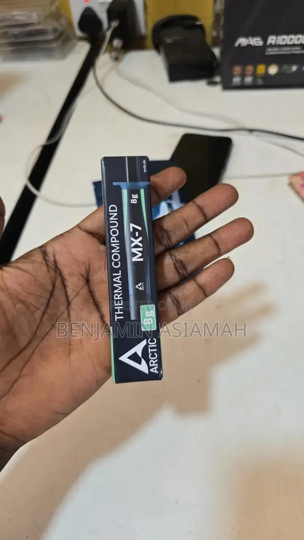 Mx-7 8g Thermal Paste · Photo 1
