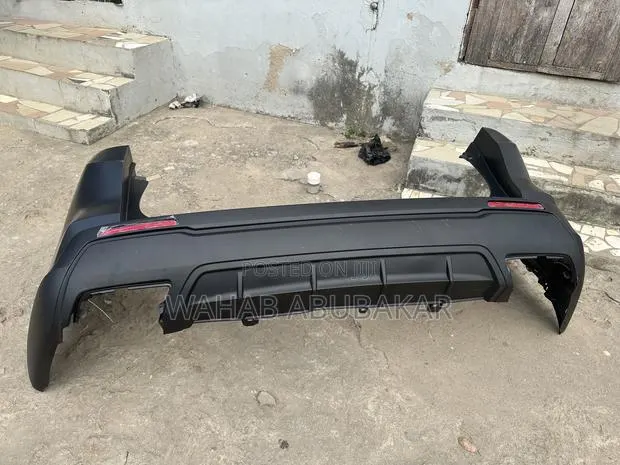 Honda CRV 2023 Rear Bumper Complete · Photo 1