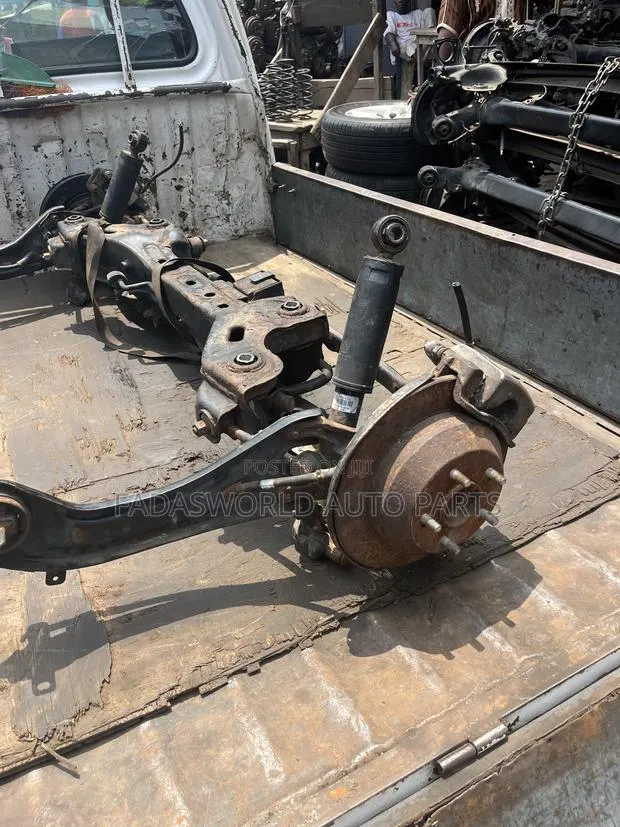 Hyundai Santafe/Sorento Back Axle Complete · Photo 1