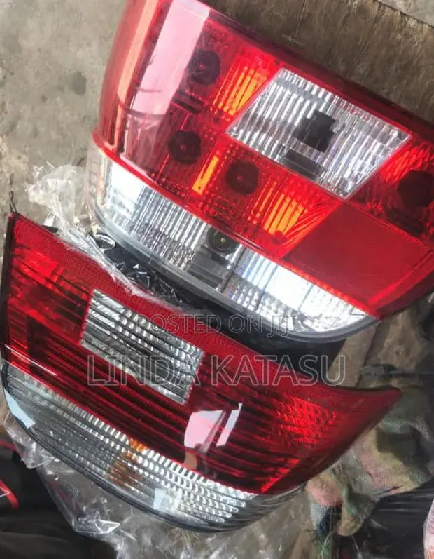 BMW Tail Light E39 · Photo 1