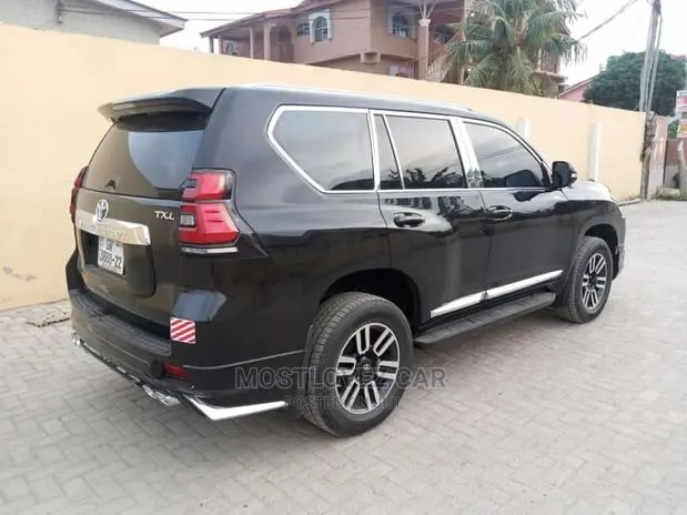 Car Rental Rent a Prado for Weddings, Business Trips Etc · Photo 1