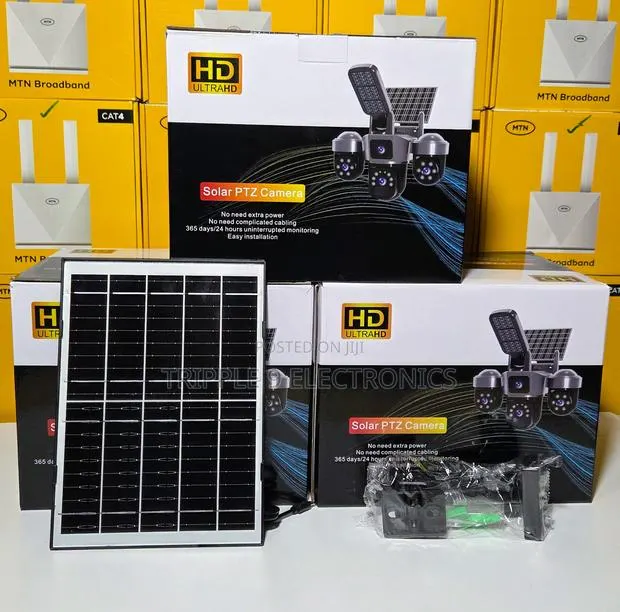 3-Lens 4g Solar-Powered Led Floodlight Security Camera · Photo 1