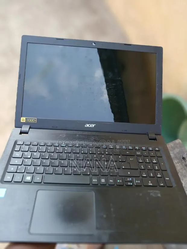 Laptop Acer Aspire 3 8GB Intel Core 3 HDD 320GB · Photo 1