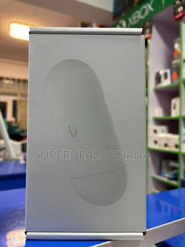 Ubiquiti NanoStation Loco 5AC · Photo 1