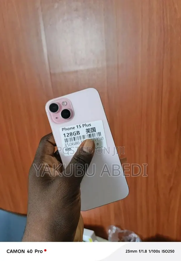 Apple iPhone 15 Plus 128 GB Pink · Photo 1
