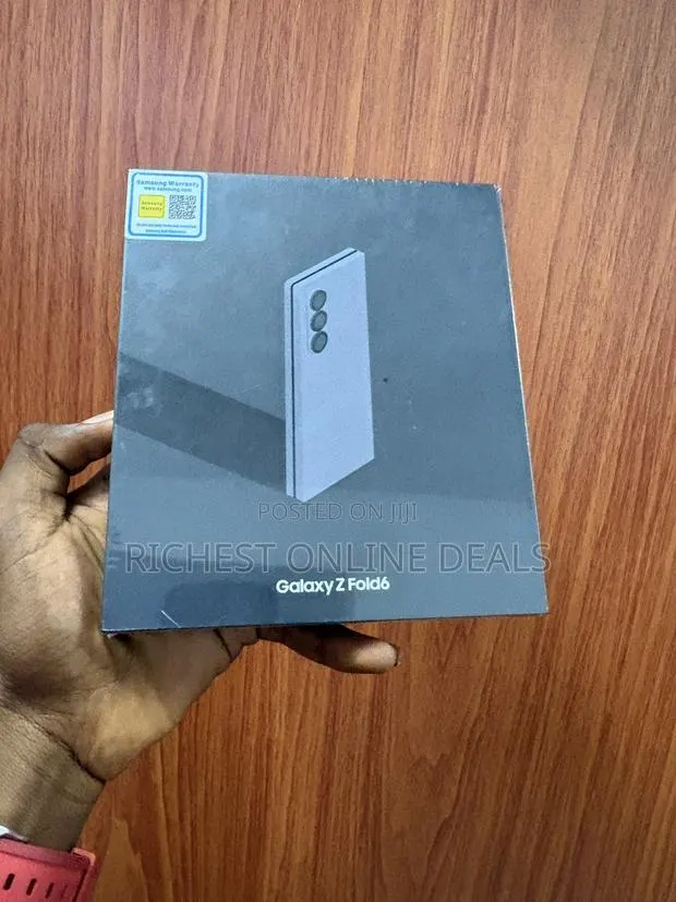 New Samsung Galaxy Z Fold6 512 GB Black · Photo 1