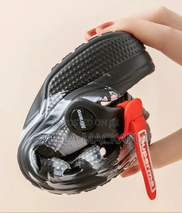 Crocs for Kids in Sizes 28/29, 30/31 Only · Photo 4