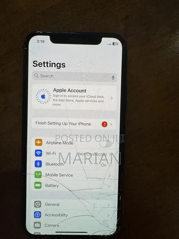 Apple iPhone 11 Pro 64 GB Black · Photo 1