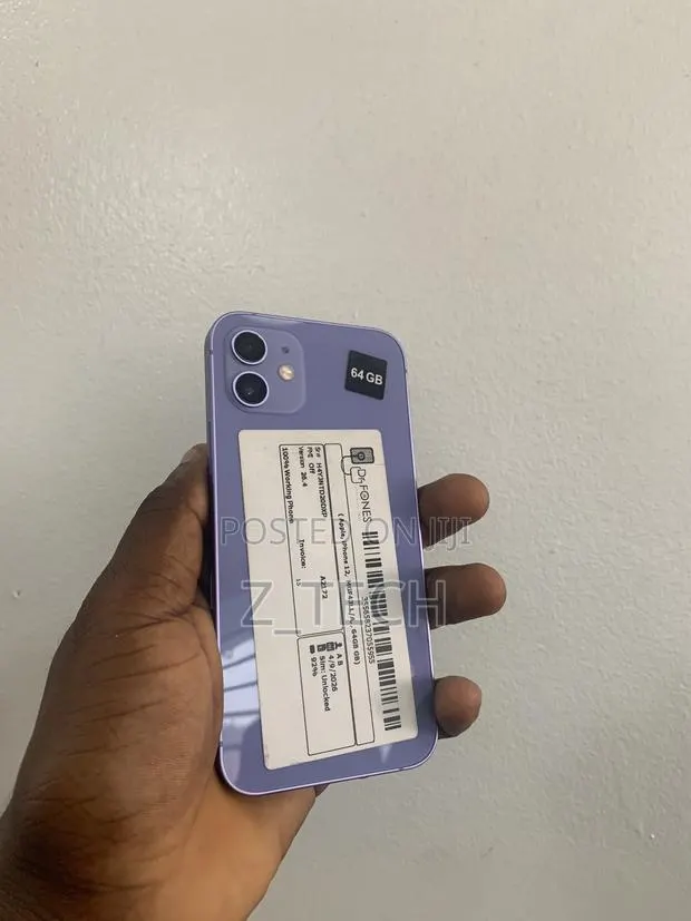 Apple iPhone 12 64 GB Purple · Photo 1