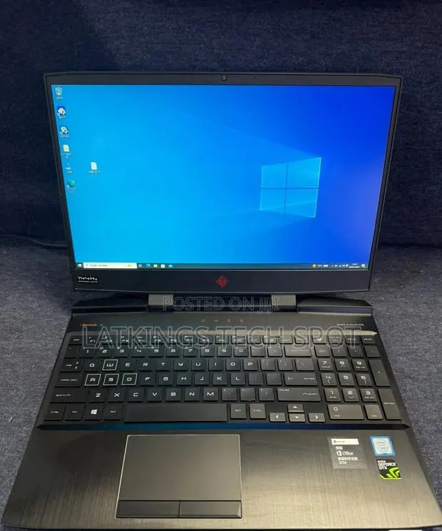 Laptop HP Omen 17 16GB Intel Core i7 SSD 512GB · Photo 1