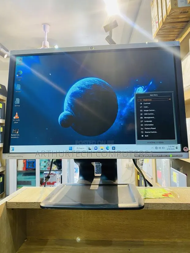 Hp Compaq Monitor · Photo 1