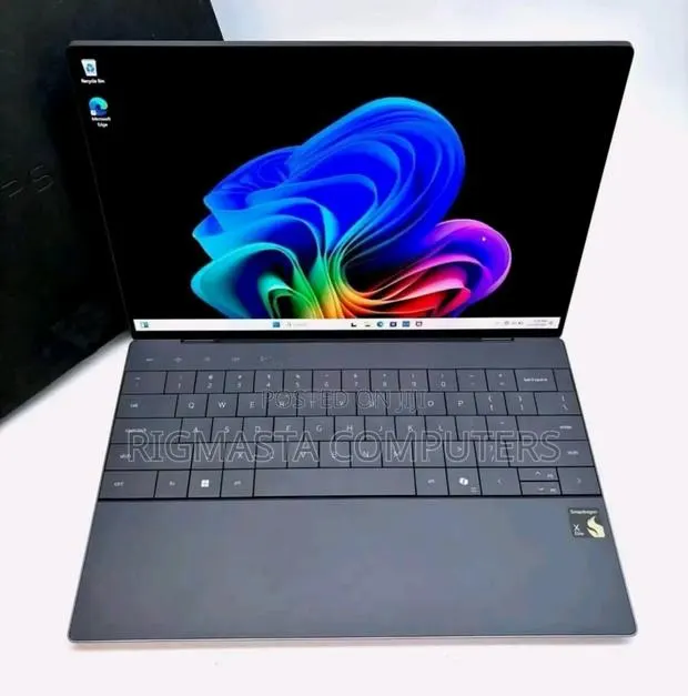 New Laptop Dell XPS 13 16GB Qualcomm Snapdragon X Elite SSD 512GB · Photo 1