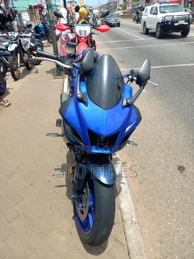 Yamaha R6 2022 Blue · Photo 1
