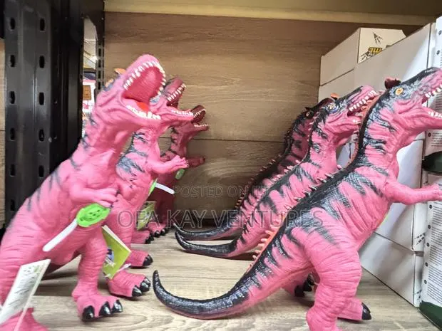 Toy Dinosaurs · Photo 2