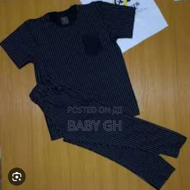 George Short Sleeves Stripped 2 Pieces · Photo 1