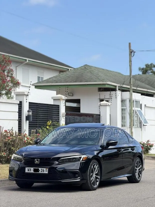 Honda Civic Touring CVT 2024 Black · Photo 1