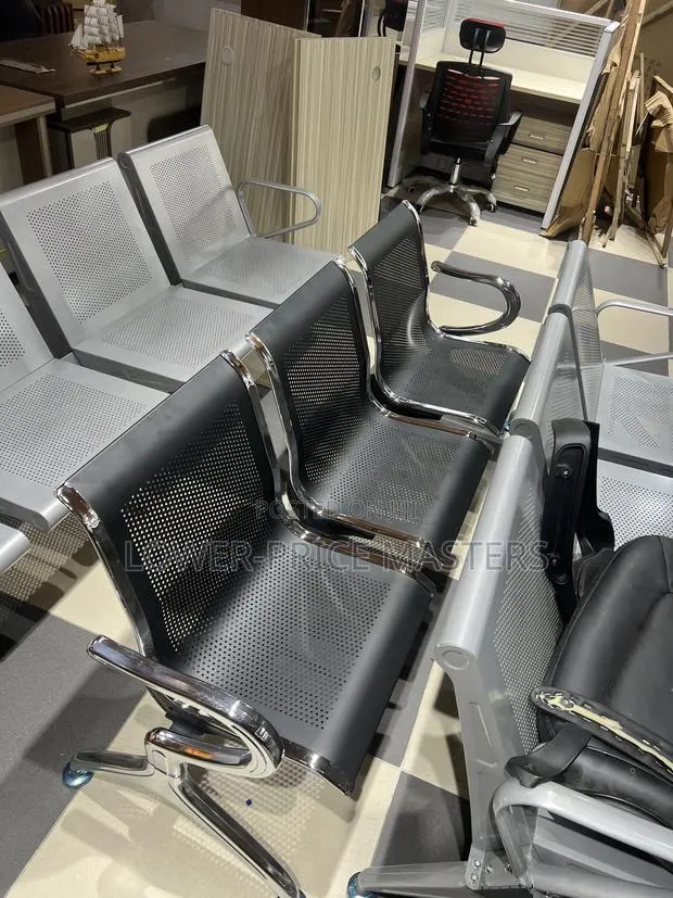 Modern 3 in 1 Waiting Chair · Photo 1