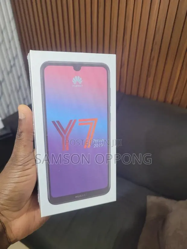 New Huawei Y7 Prime 2019 64 GB · Photo 1