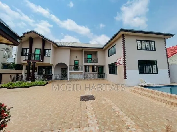 Furnished 7bdrm House in East Legon for rent · Photo 1