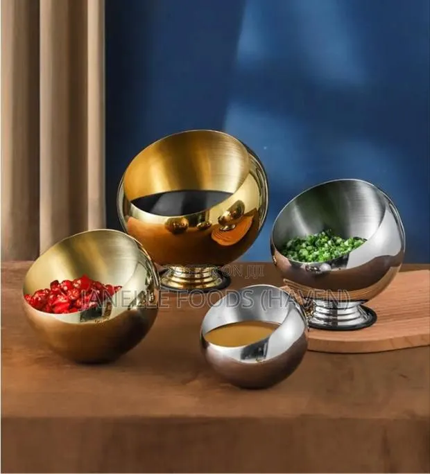 Renting!! Oblique Stainless Steel Serving Bowls (Gold/Silver) · Photo 1