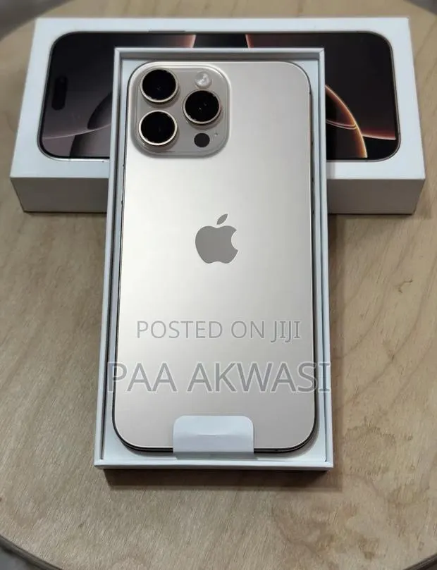 New Apple iPhone 16 Pro Max 256 GB Gold · Photo 1