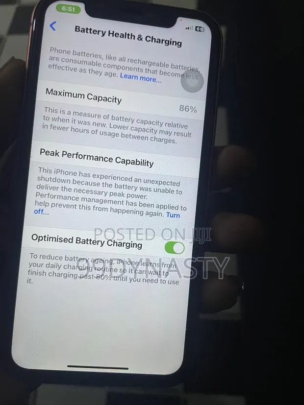 Apple iPhone XR 64 GB Pink · Photo 1