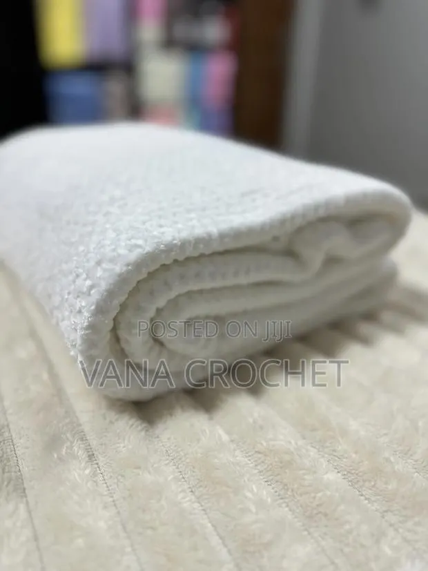 Velvet Yarn Blankets - Select What You Like · Photo 1