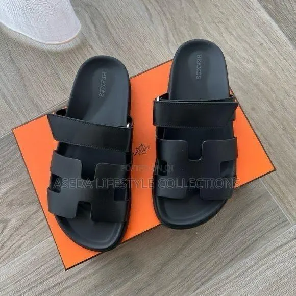 Hermes Slippers · Photo 1