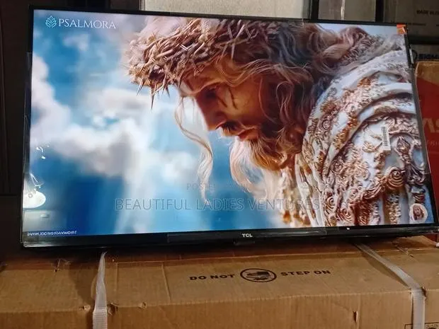 TCL 32” Smart Tv With Stunning Picture Quality · Photo 1