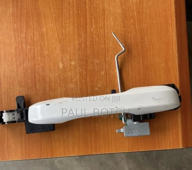 2023 Honda Civic Door Handle · Photo 1