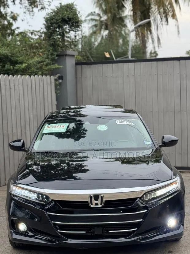 Honda Accord Touring 2.0T 2022 Black · Photo 1