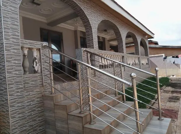 4bdrm House in Brother K Estate, Kumasi Metropolitan for sale · Photo 1