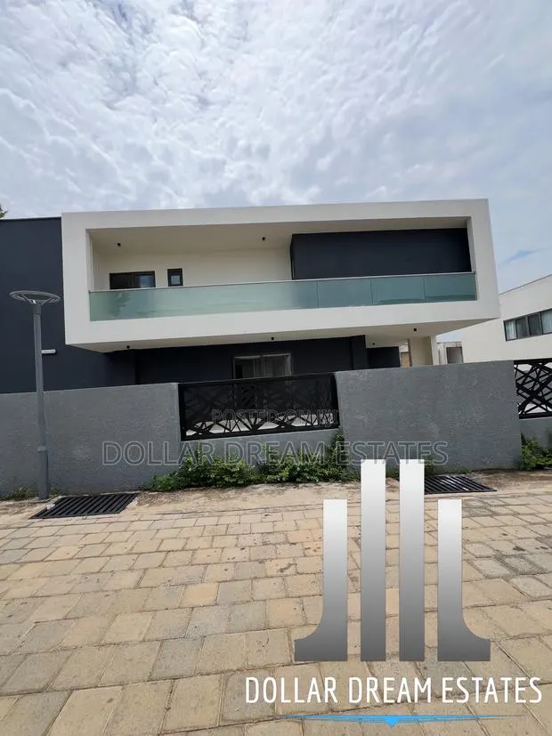 4bdrm House in Adjiriganor for sale · Photo 1