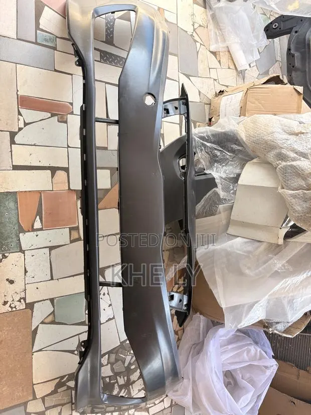 Optima 2011-2012 Front Bumper Front Bumper · Photo 1