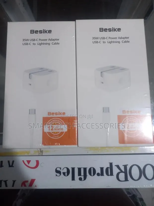 Original iPhone Charger · Photo 1