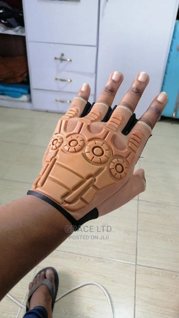 Motorcycle Gloves · Photo 1