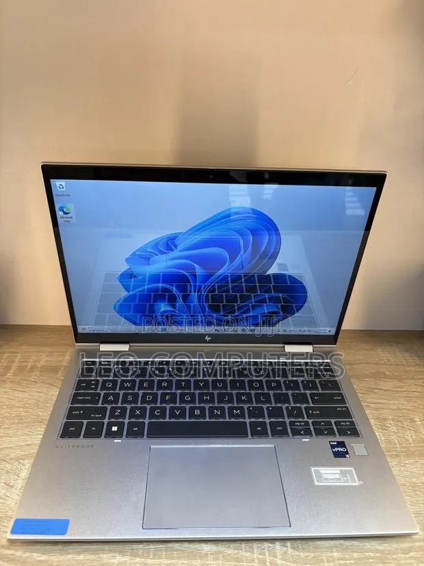 Laptop HP EliteBook x360 830 G6 16GB Intel Core i5 SSD 256GB · Photo 1