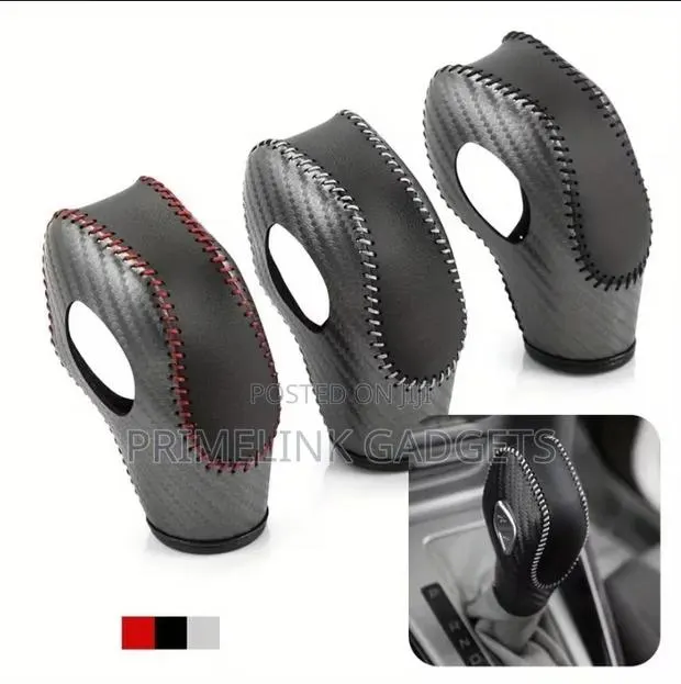 Carbon Fibre Gear Knob Cover for Ford Model · Photo 1