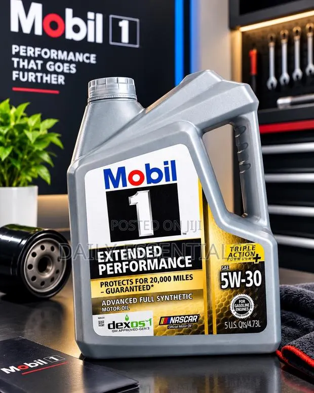 Mobil 1 Extended Performance 5w-30 Full Synthetic Motor Oil · Photo 1