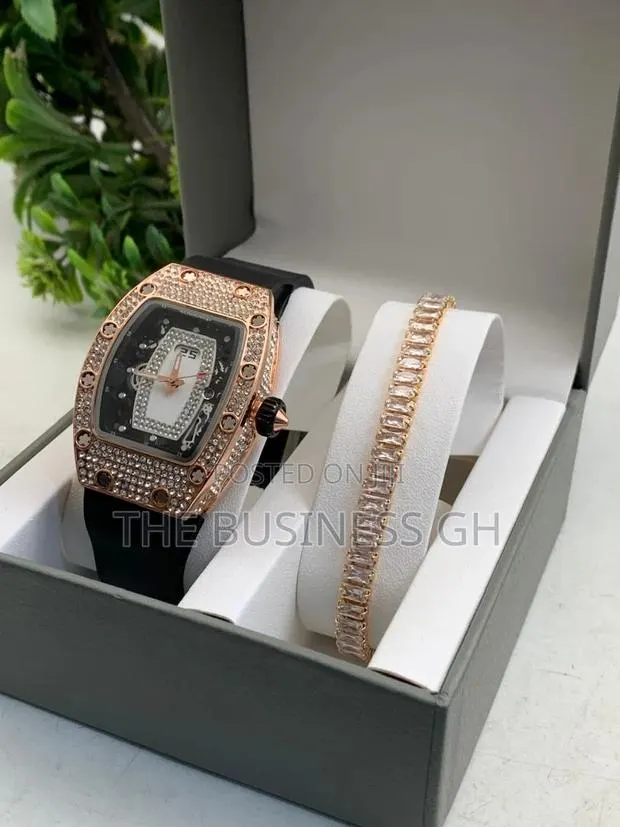Watch and Bracelet Set · Photo 1