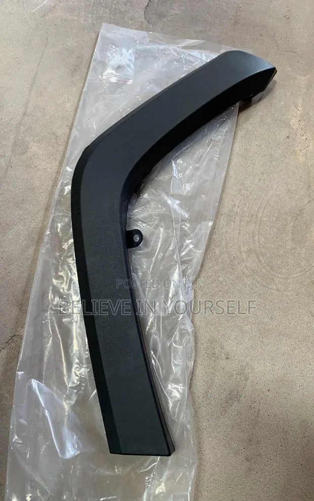 Toyota Rav4 2019 2020 2021 2022 2023 2024 2025 Back Fender Moulding · Photo 1
