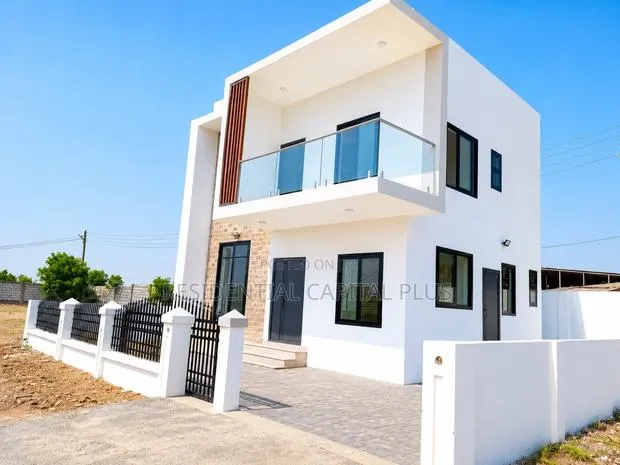 2bdrm House in Behind Palace Mall ,, Tema Metropolitan for rent · Photo 1