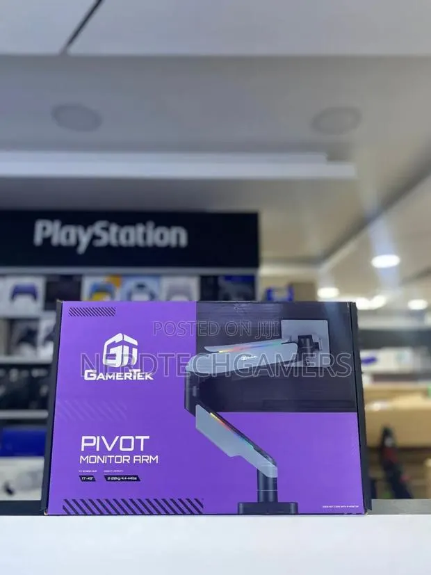 Gamertek Pivot Monitor Arm · Photo 1