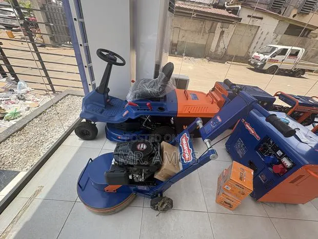 92KG Gasoline Concrete Polisher With 192CC 5.5HP Engine - WSFM2A252 · Photo 2