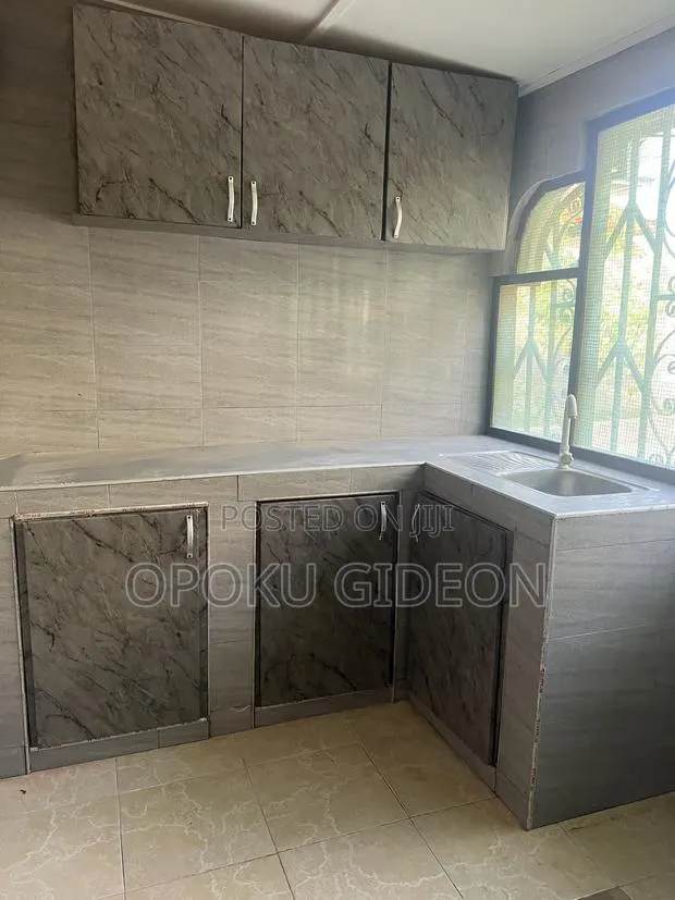 1bdrm Room & Parlour in Ablekuma, Olebu for rent · Photo 1