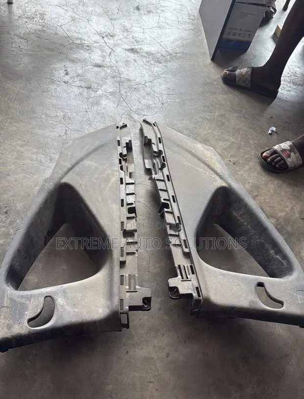 Acura RDX C Pillar Upper Quarter Trim Cover Panel · Photo 1