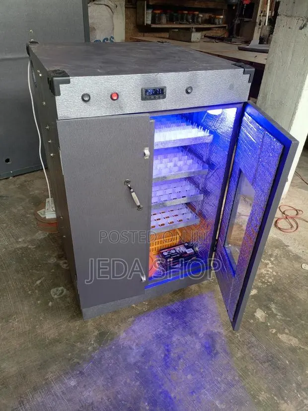 Fully Automatic Egg Incubator · Photo 1